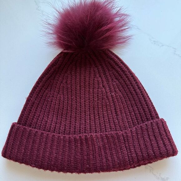 Marc Jacobs Burgundy Bordeaux Red Knit Ribbed Pom Pom Hat Beanie One Size